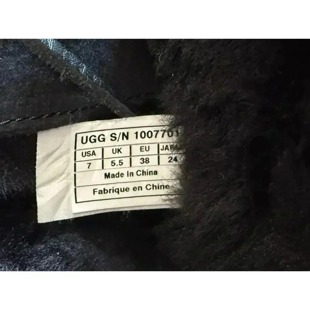 UGG Australia Women's Appalachin Boot Black Suede Size 7